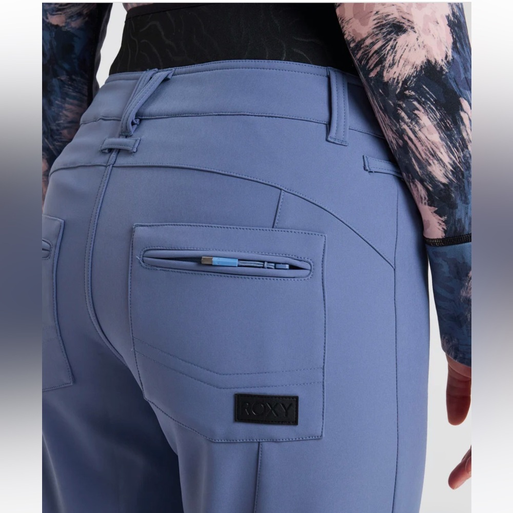 Roxy Rising High Snow Pants - Picture 5 of 9
